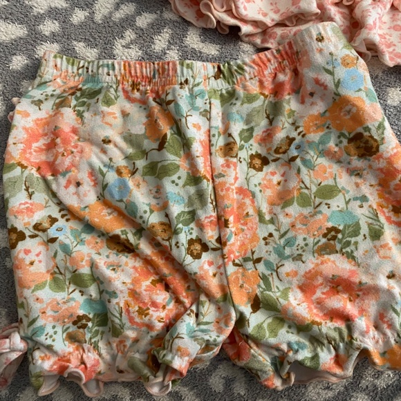 Sweet Honey Pajamas 5 Pieces! Size 5 years - Picture 5 of 9